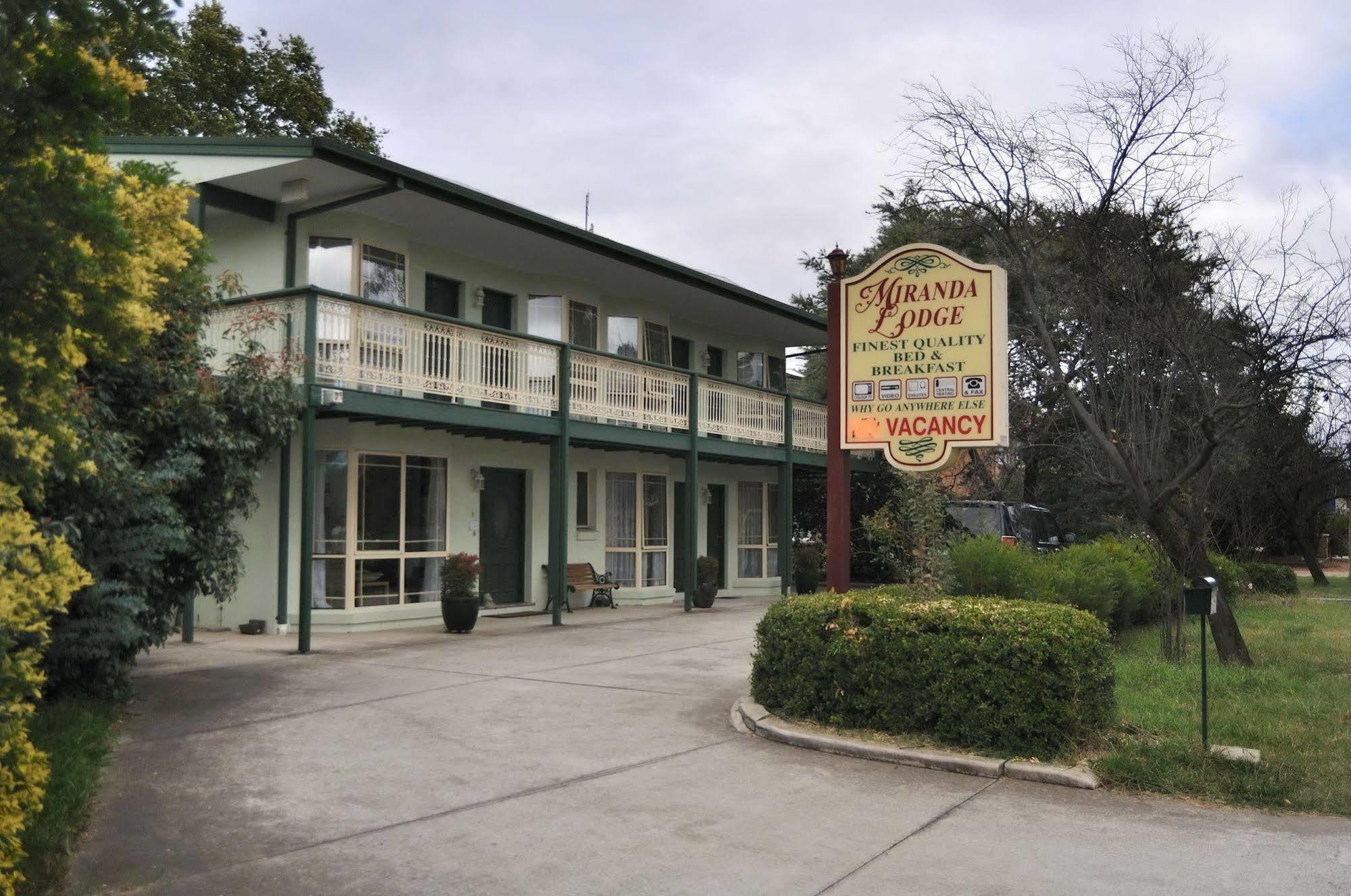 كنبرا Miranda Lodge المظهر الخارجي الصورة