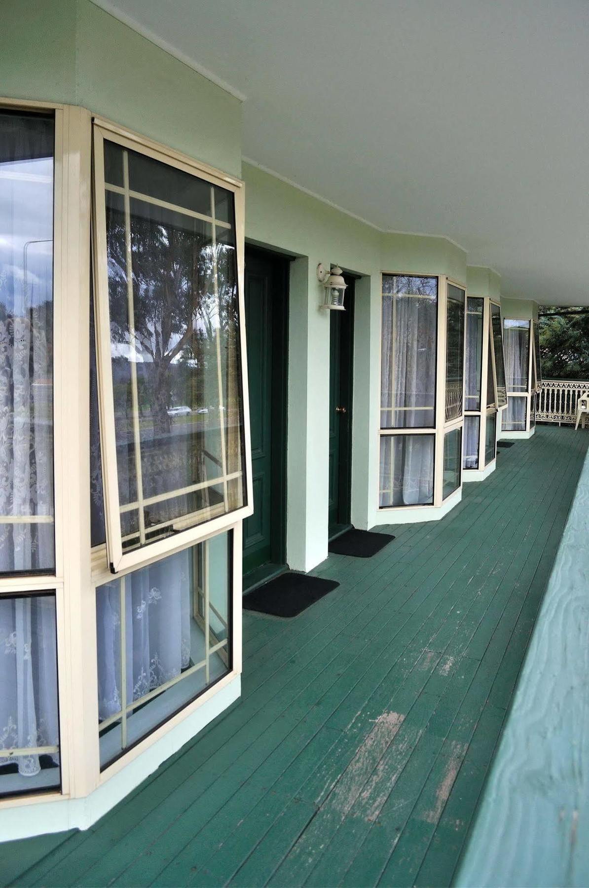 كنبرا Miranda Lodge المظهر الخارجي الصورة